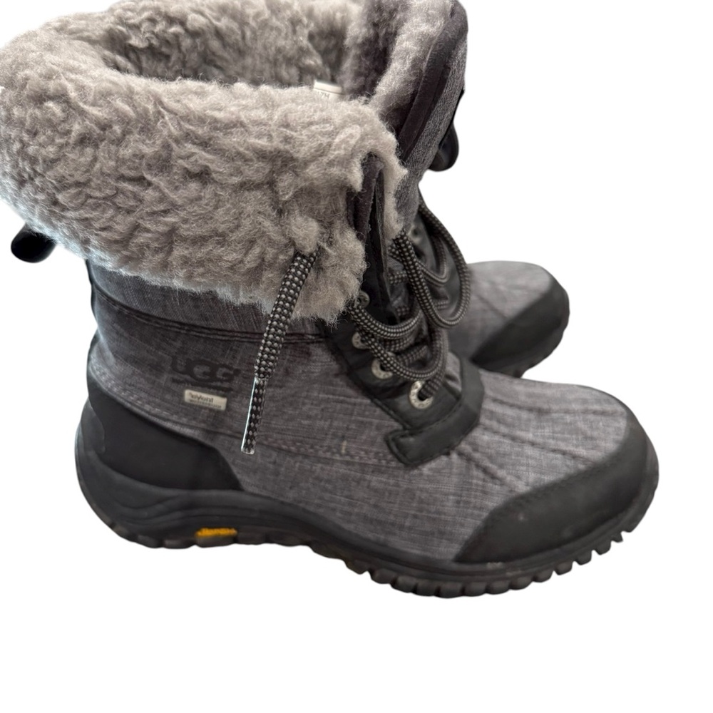 UGG Adirondack waterproof winter winter boots women’s size 6 in a charcoal gray